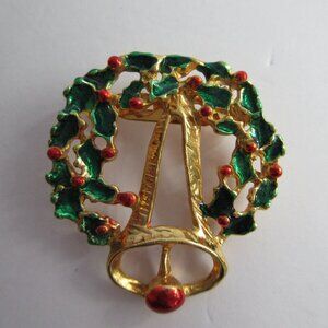 Christmas Wreath Holly Holiday Bell Pin Vintage 80s Laurel Sales Intl Gold Tone